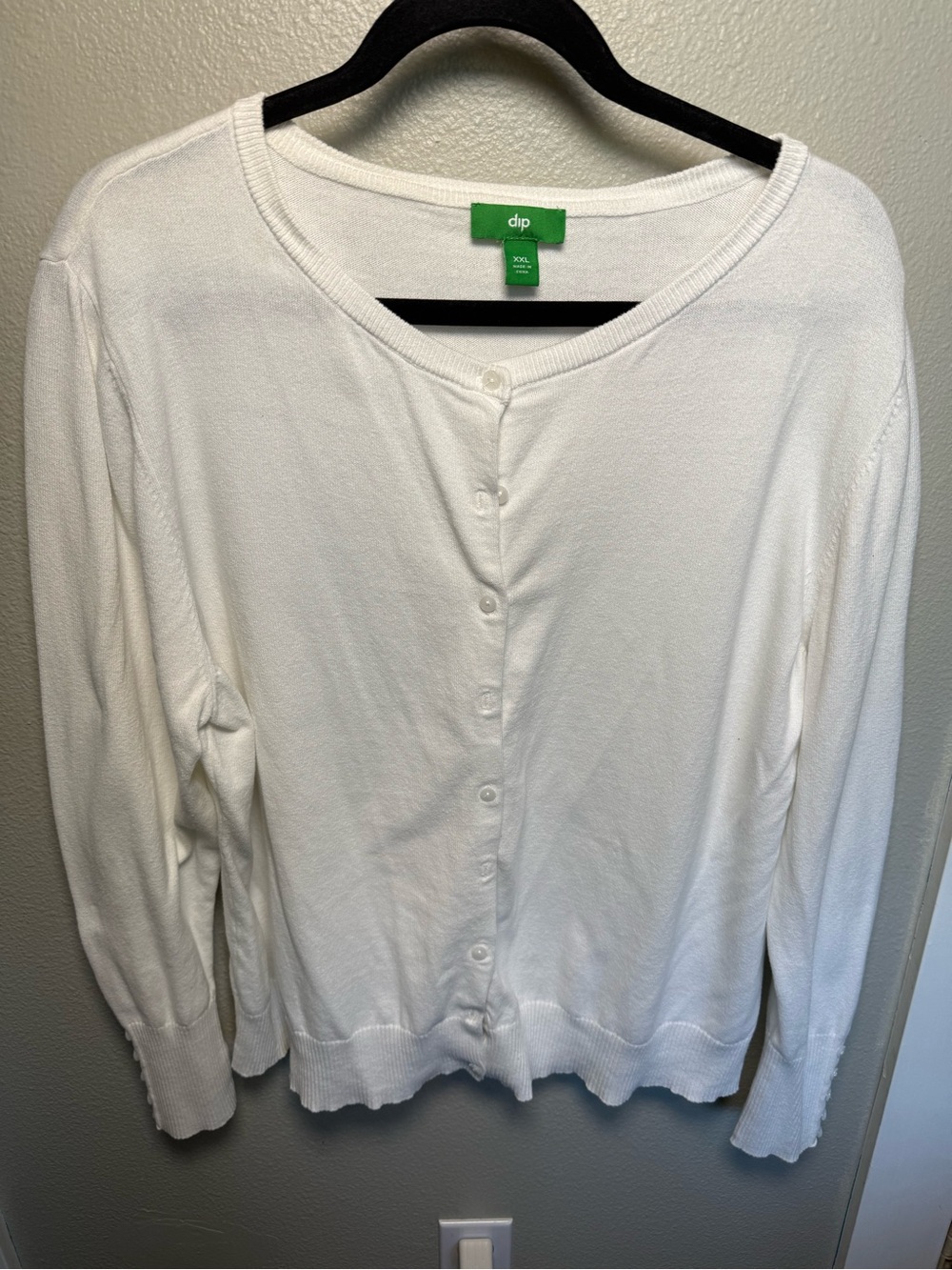 Bright green Dip cardigan sweater in women’s size XXL. Classic button-front styl